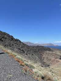 【聖托里尼Santorini搭船前往火山島體驗，難忘的景色！如此震撼！】