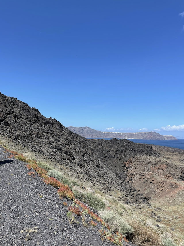 【聖托里尼Santorini搭船前往火山島體驗，難忘的景色！如此震撼！】