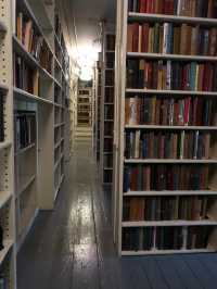 A library of history 