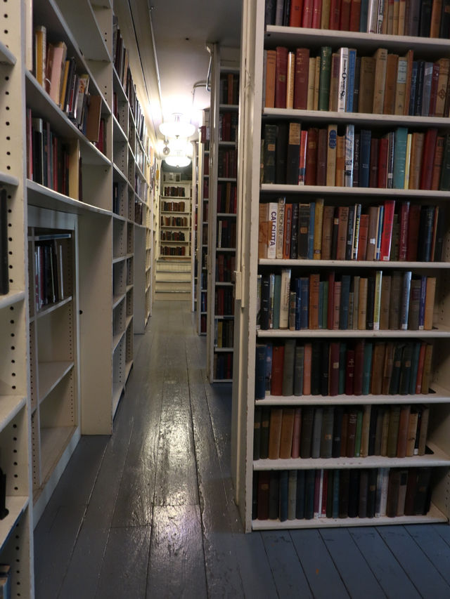 A library of history 