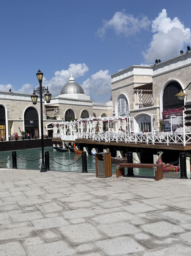 🏖️ “Turkish Vice City” Escape: 7 Sunny Days in Antalya + 1 Quiet Day in Ankara