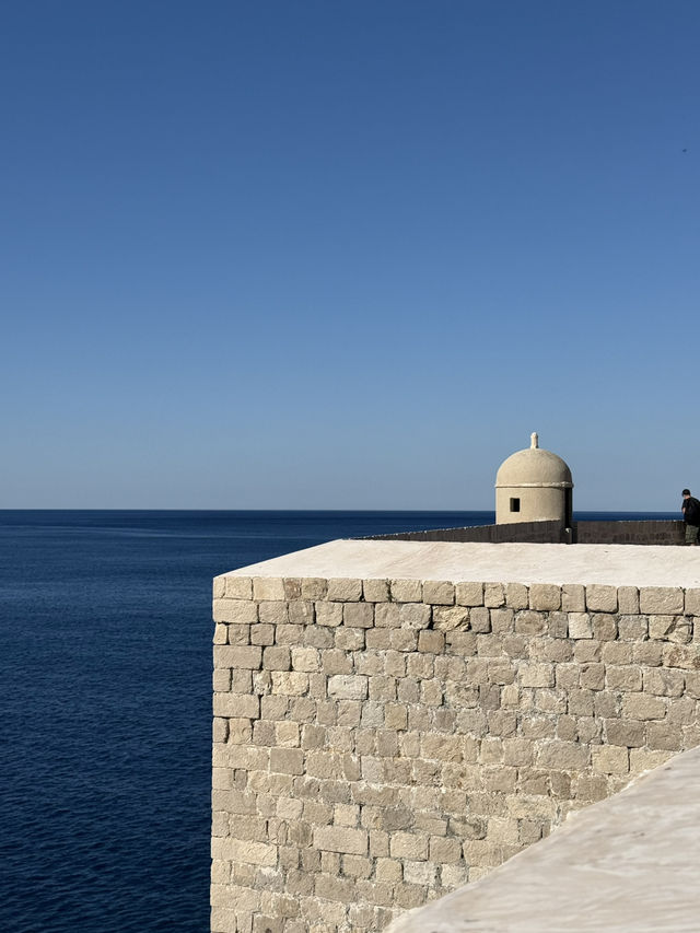 On the walls of King’s Landing