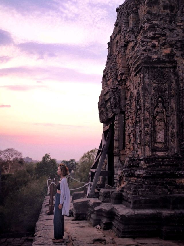 Angkor Wat – Sunrise Magic & Ancient Wonder 🌅🏰