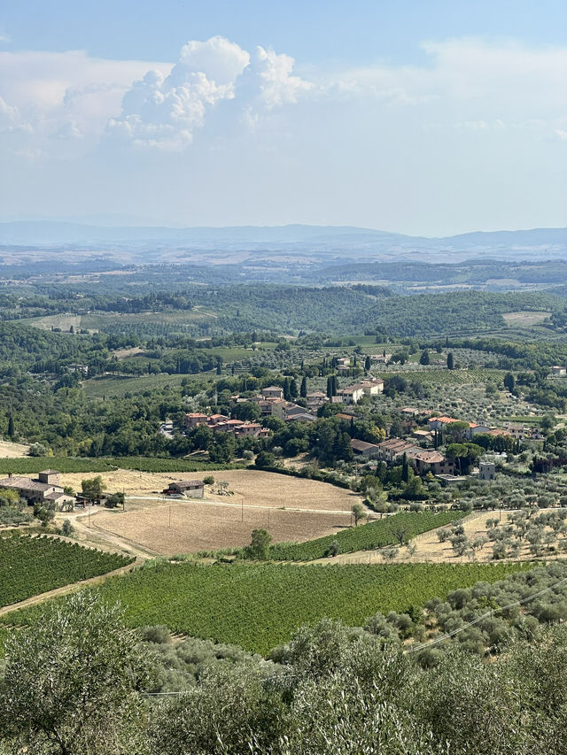 Discover the Italian vineyards of Rada in Chianti!