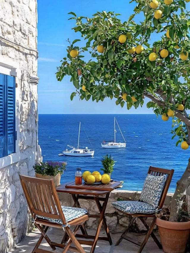 Discover the Magic of Santorini! 🌟