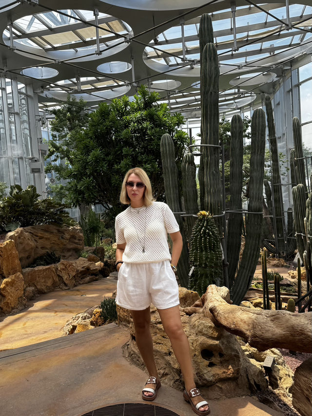 Shanghai Greenhouse Garden 🌿✨