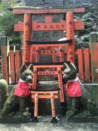 Fushimi Inari: Magical Foxes and Thousands of Tori