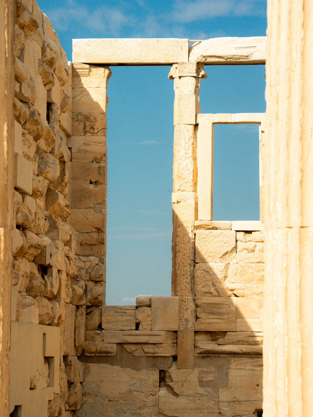산과 사막이 펼쳐낸 왕들의 풍경 🏜