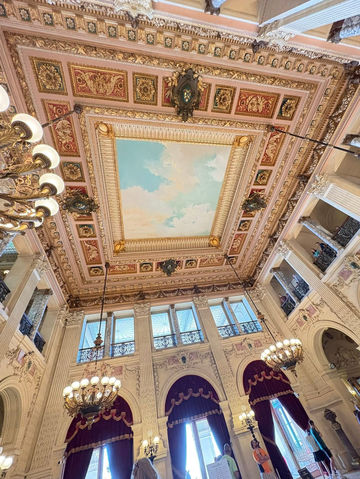 INSIDE THE BREAKERS: NEWPORT’S GILDED AGE MASTERPIECE 🇺🇸