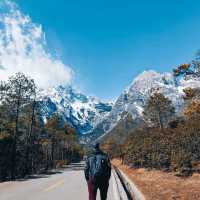 The Legend of Blue Moon Valley | Lijiang 