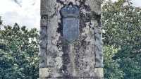 獻給政治家愛德華多·維森蒂的紀念碑Monumento a V