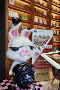 超美！豐台壕氣十足的圖書館【泰舍書局】