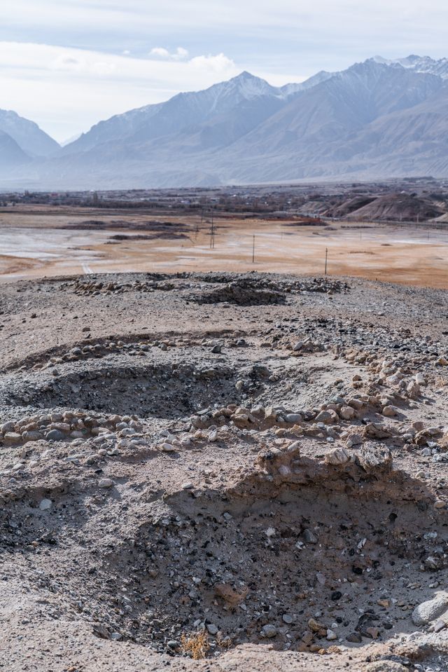 新疆 | 國內現存唯一拜火教墓葬群，吉爾贊喀勒
