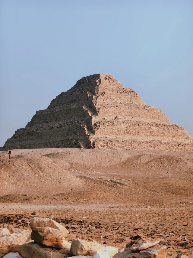 左塞爾階梯金字塔Djoser|一場轟轟烈烈的造神運動