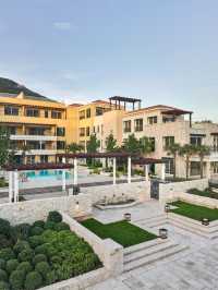 🌟 Montenegro Marvels: Top Stays in Portonovi! 🏨✨