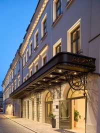 🌟 Krakow's Hidden Gem: Hotel Saski Review 🌟