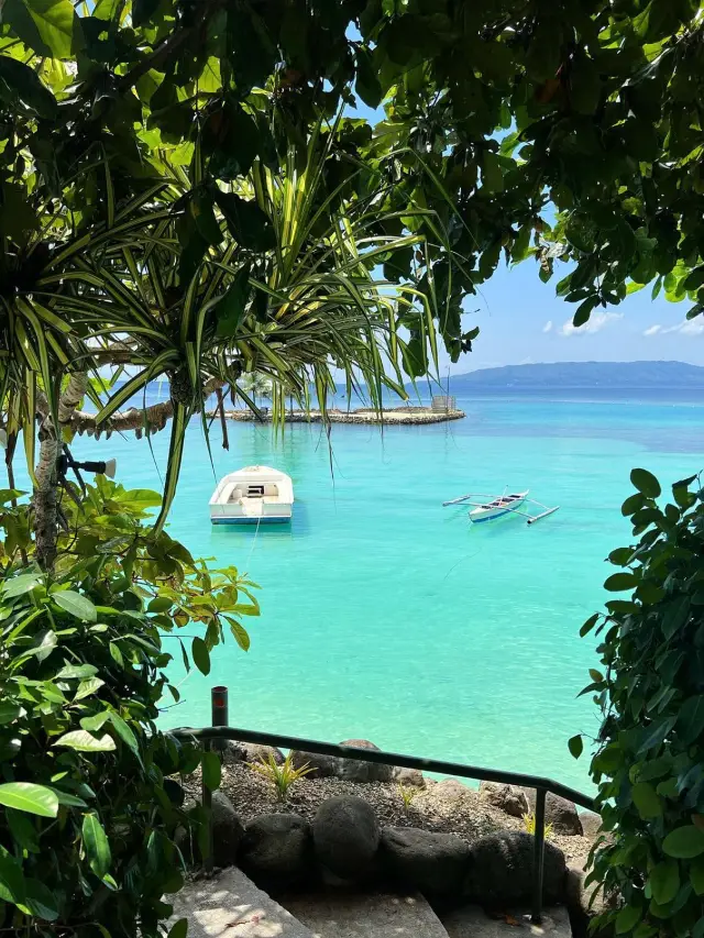 Winter travel to the Philippines: Perfect small islands for winter escape.