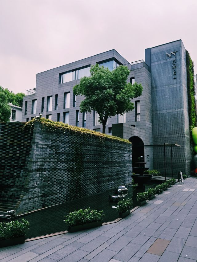 獨家揭秘！黑石M+酒店的藝術之旅