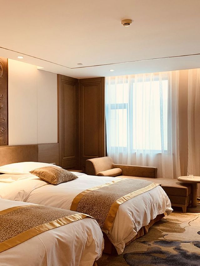 🌟 Baoying's Hidden Gem: Jinling Grand Hotel ✨