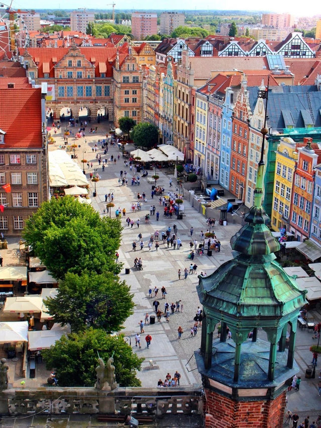 🌈Europe's Most Colorful Houses Showdown🆚