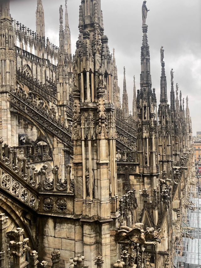 探索米蘭：時尚與藝術之旅 🇮🇹👜