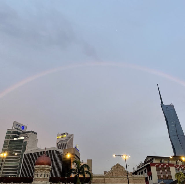 香港—吉隆坡（免簽證）來回機票$1226，四日三夜暢遊 