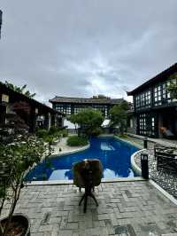 住束河古鎮海棠灣民宿，享受雨天的浪漫吧！。