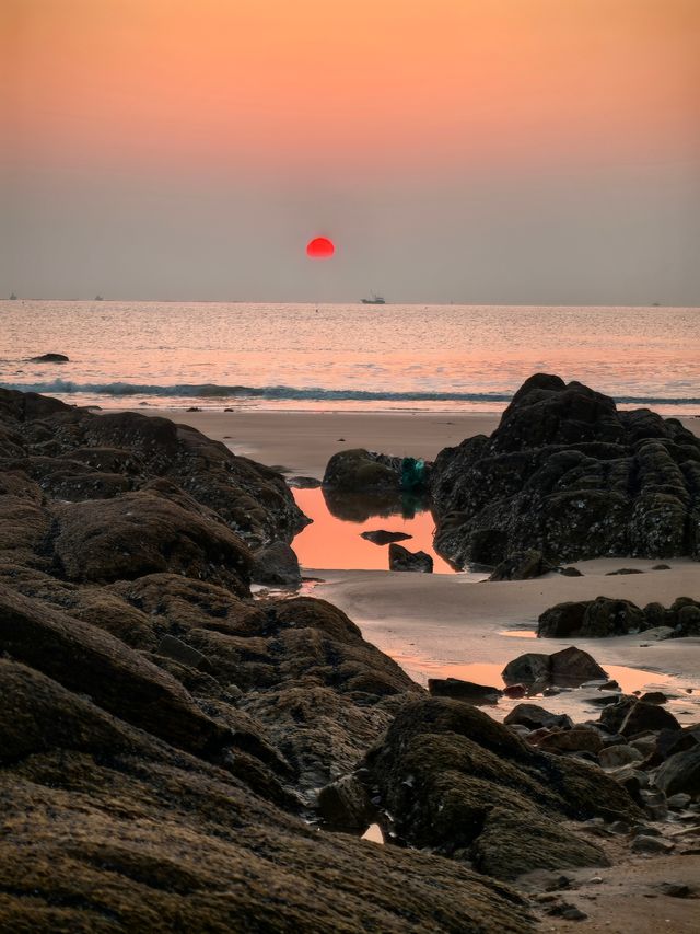 日照第六站——「0」海拔看日出。