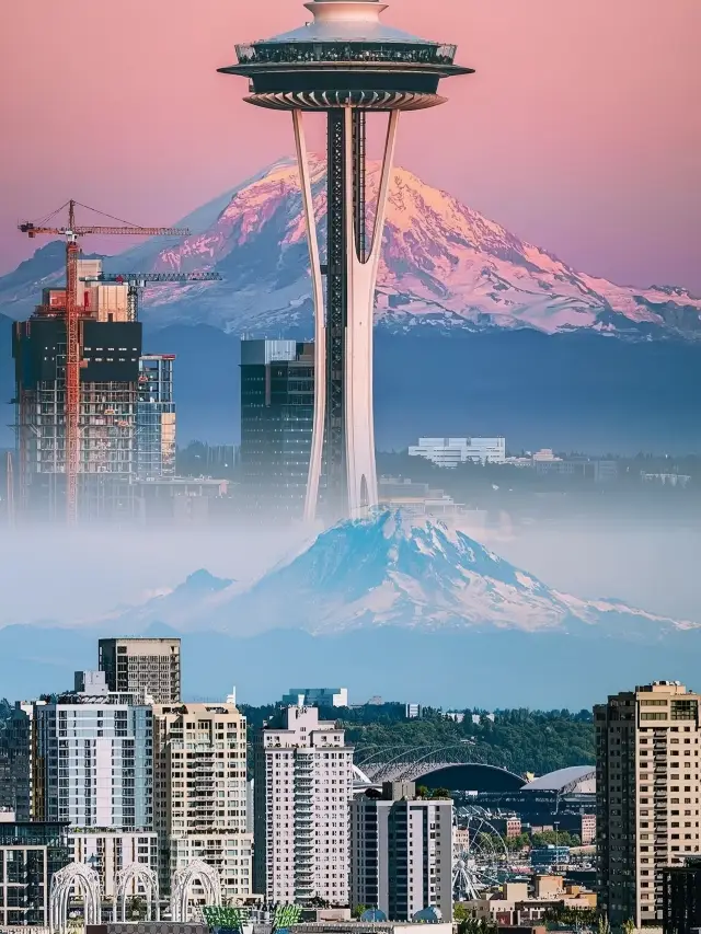 Five Must-Visit Places in Seattle!