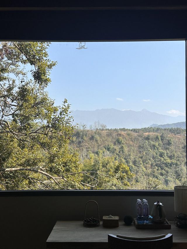 騰沖拓樸·雲崖望山溫泉酒店