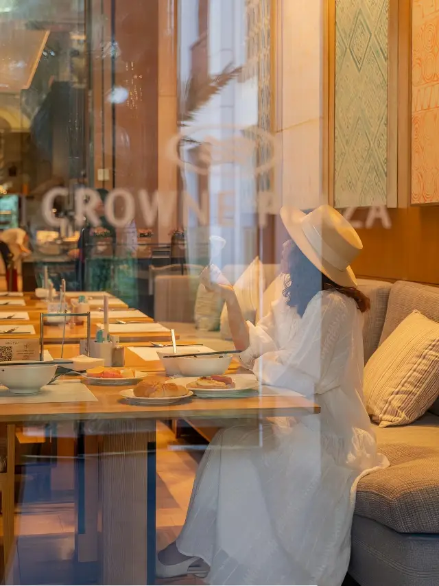 Unlock a Resort Experience in Kunming Without Going to Southeast Asia: A Guide to Dianchi Lake