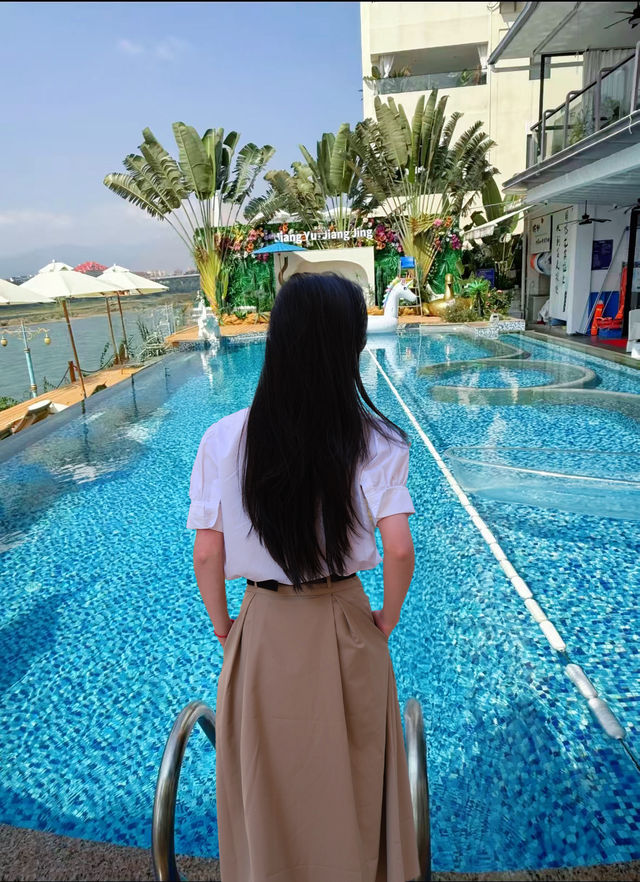 喺版納住咗心心念念嘅江景房