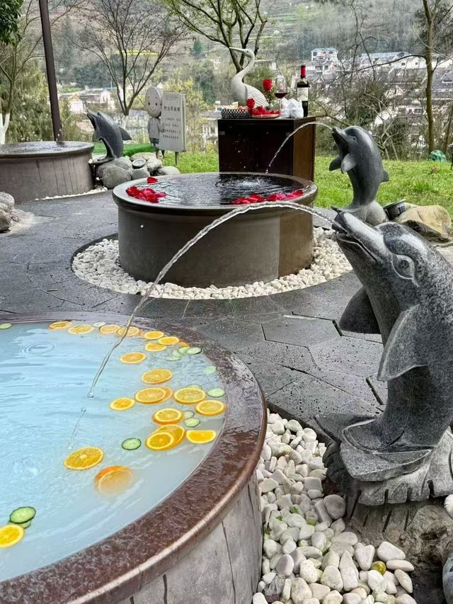 在貴州，有一種春和景明叫石阡溫泉