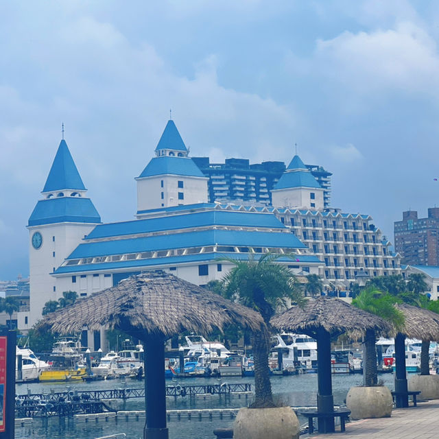 🌊 Morning Peace, Afternoon Buzz at Tamsui Fisherman’s Wharf