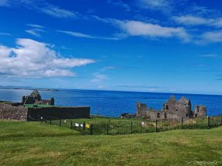 Ireland, 5-Day Customized Private Tour with a Luxury 5-Seater Travel Car