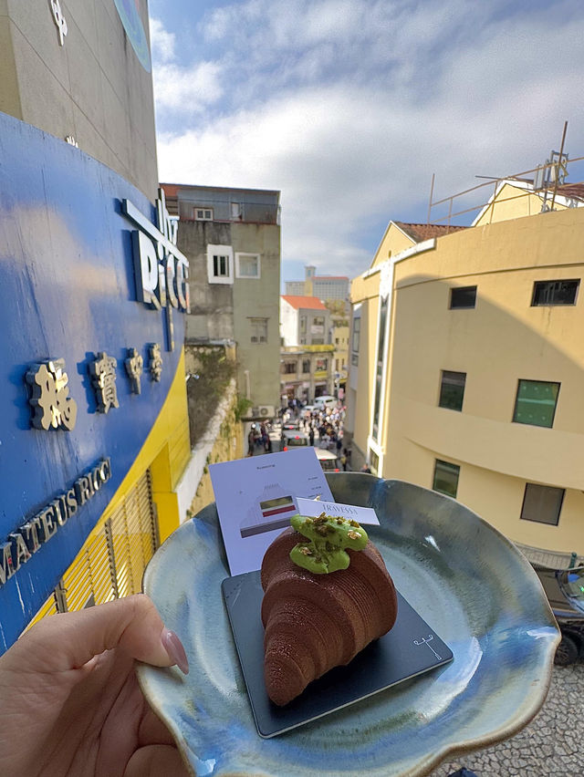 ✨澳門大三巴「Travessa巷子」｜法式甜點與牌坊全景的雙重療癒🍰