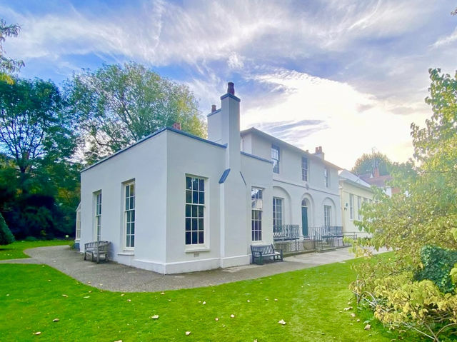 My Secret London Commute: Walthamstow Village to Hampstead Heath in 35 Minutes!  