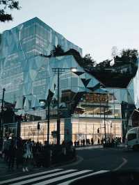 【東京のファッション＆アートの聖地：表参道完全ガイド】