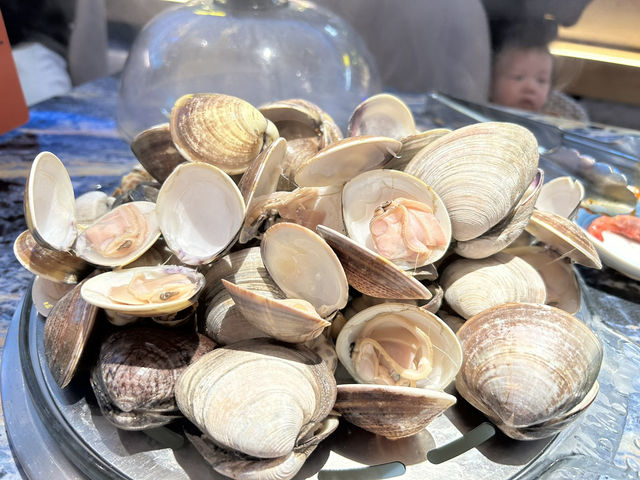 🦞 頂界海鮮｜浮誇但實在的自助火鍋體驗