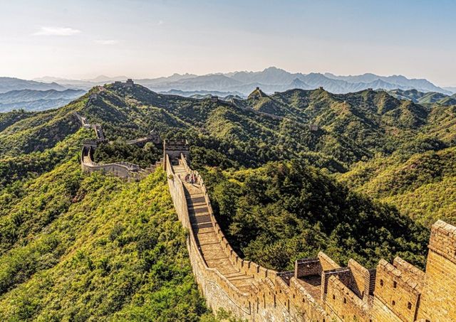 【秋遊金山嶺】錯峰登長城!看巨龍在萬山紅遍中甦醒,絕美到失語 【秋遊金山嶺】錯峰登長城!看巨龍在萬山紅遍中甦醒,絕美到失語