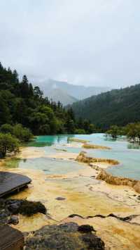 四川旅遊讓你嗨翻天府之國！