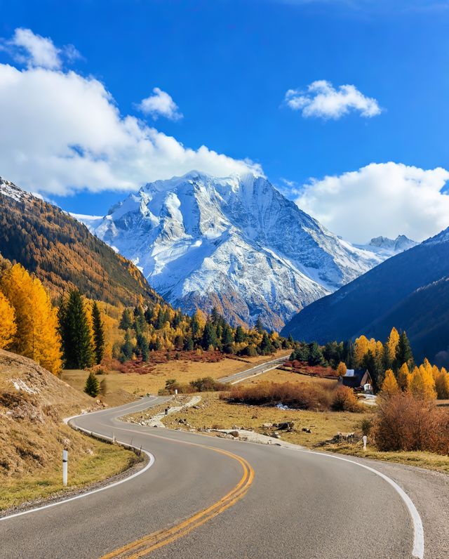 亞拉雪山·神山聖湖邂逅 | 川西秋日天花板,闖入藏地白牦牛的童話 亞拉雪山·神山聖湖邂逅 | 川西秋日天花板,闖入藏地白牦牛的童話