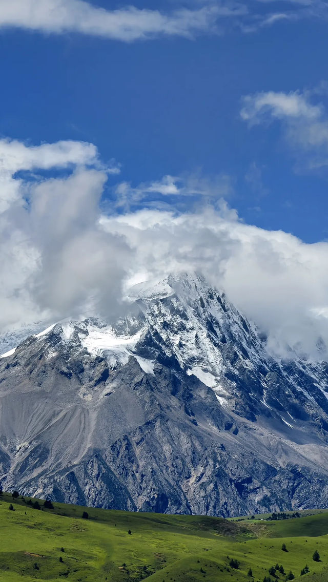 藏在川西的大地瞳孔,格聂之眼美到窒息 藏在川西的大地瞳孔,格聂之眼美到窒息