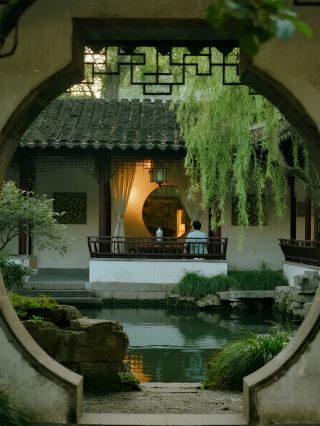 West Lake Family-Friendly Avoidance Guide: Hidden Spots + Easy Routes for Kids