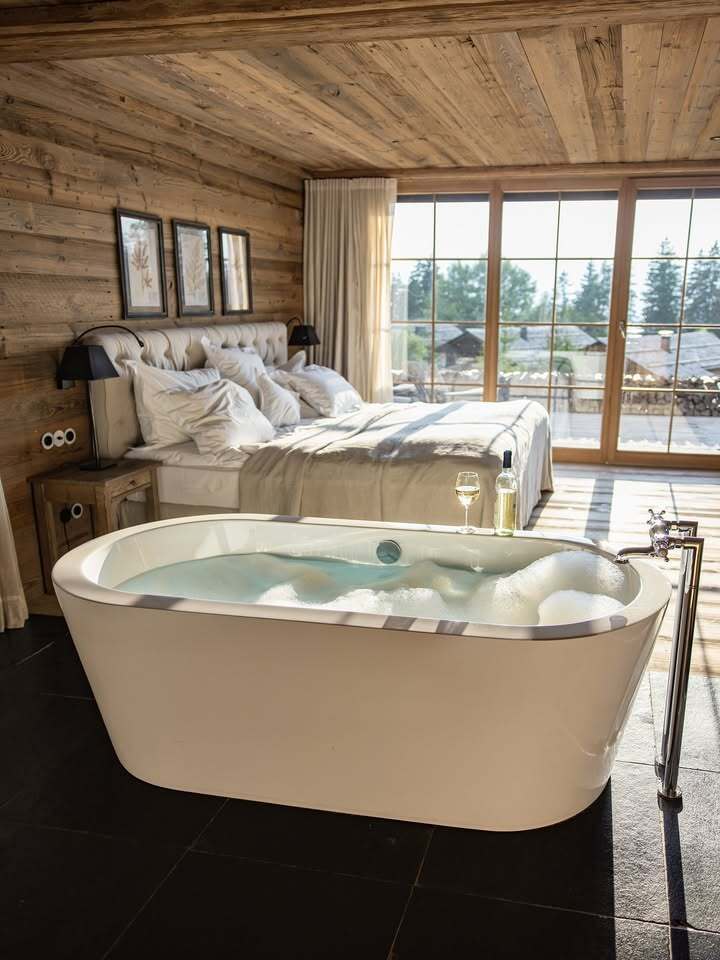 Alps | Secluded wooden cabins by the Dolomites and lakes