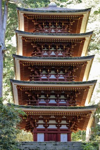 Nara hidden gem · 1,200-year-old Murouji temple stroll through the hydrangea sea guide