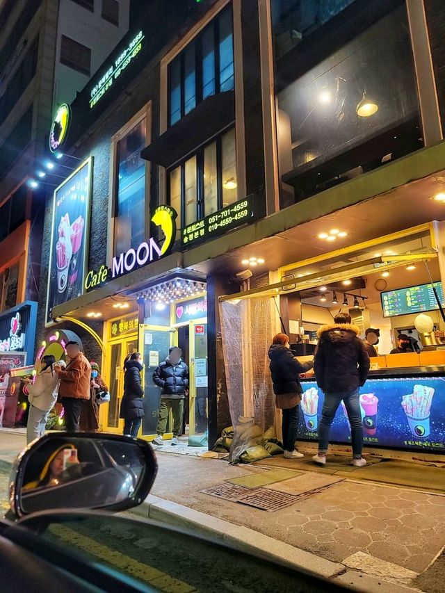 부산 송정해수욕장엔 복토끼가 있어요🐰