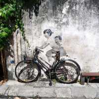 Murals Street 