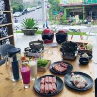 Enjoy hot pot in a library! ♨️📚