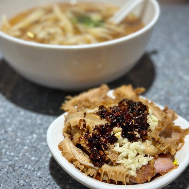 拾味正宗刀削麵館｜即席欣賞刀削麵工藝